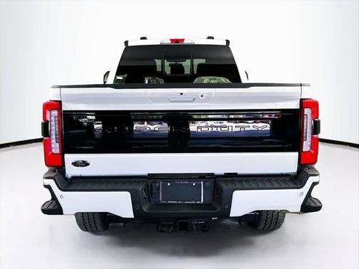 2025 Ford F-250 Platinum
