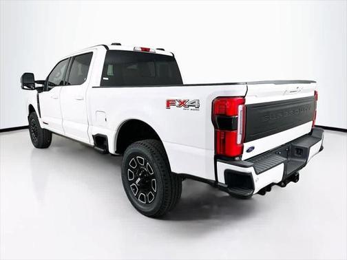2025 Ford F-250 Platinum