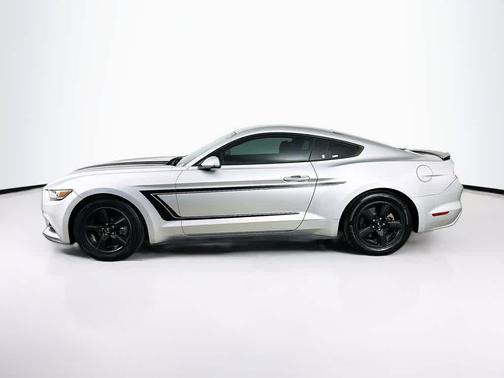 2017 Ford Mustang V6