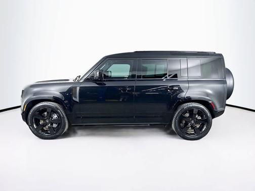 2024 Land Rover Defender 110 P400 X-Dynamic SE