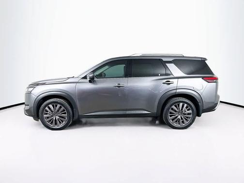 Gun Metallic 2023 Nissan Pathfinder SL 4WD