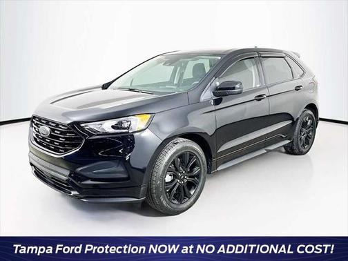 2022 Ford Edge SE