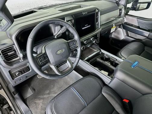 2025 Ford F-350 Platinum