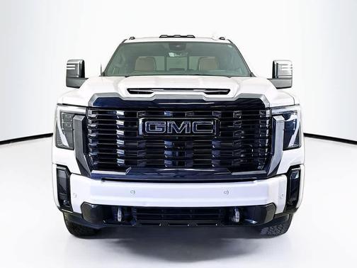 2024 GMC Sierra 2500 Denali Ultimate