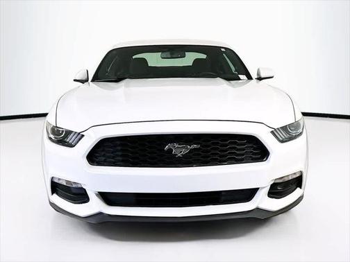 2016 Ford Mustang V6