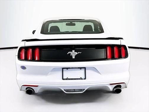 2016 Ford Mustang V6