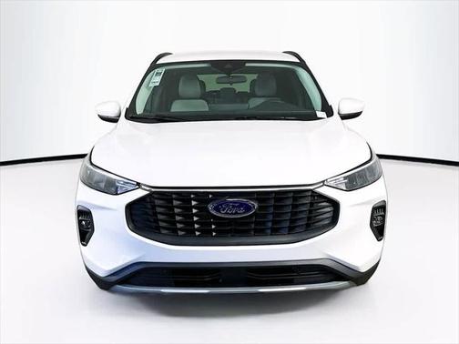 2025 Ford Escape Base