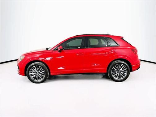 2024 Audi Q3 Premium 40 TFSI quattro Tiptronic