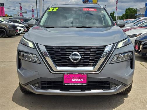 2022 Nissan Rogue SL