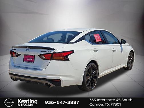 White 2022 Nissan Altima 2.5 SR