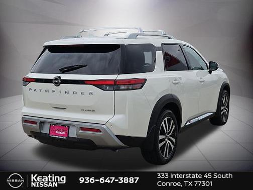 White 2024 Nissan Pathfinder Platinum
