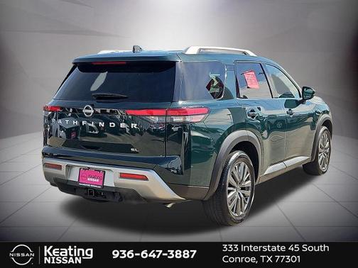 2025 Nissan Pathfinder SL