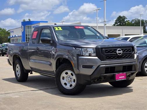 2022 Nissan Frontier S