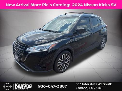 Super Black 2024 Nissan Kicks SV