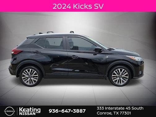 Super Black 2024 Nissan Kicks SV