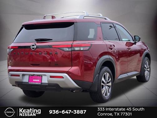 2024 Nissan Pathfinder SL