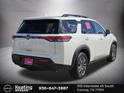 2024 Nissan Pathfinder SV