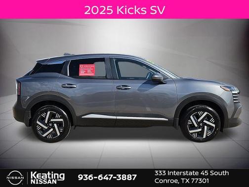 2025 Nissan Kicks SV