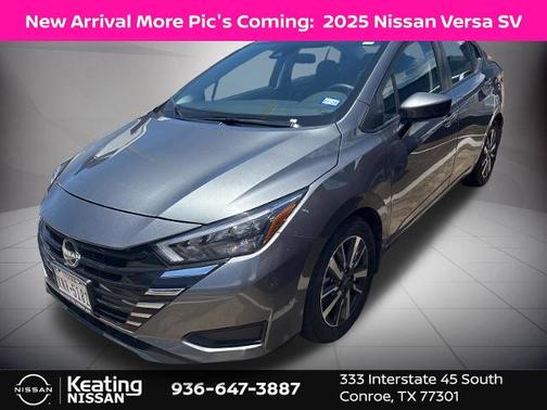 Gun Metallic 2025 Nissan Versa 1.6 SV