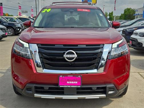 2024 Nissan Pathfinder SL