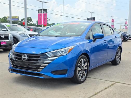 2023 Nissan Versa 1.6 SV