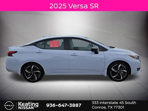 Gray Sky Pearl 2025 Nissan Versa 1.6 SR
