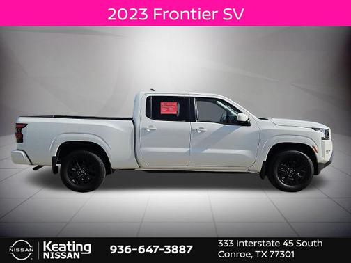 2023 Nissan Frontier SV