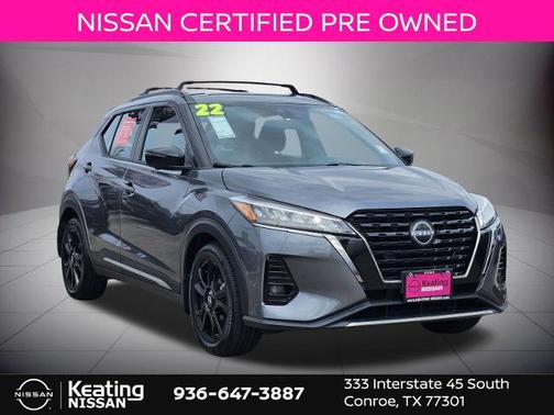 2022 Nissan Kicks SR