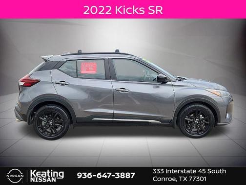 2022 Nissan Kicks SR