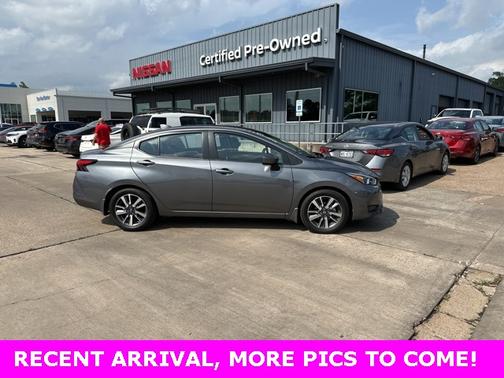 2023 Nissan Versa 1.6 SV