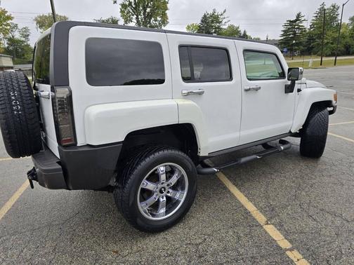 2007 Hummer H3 Base