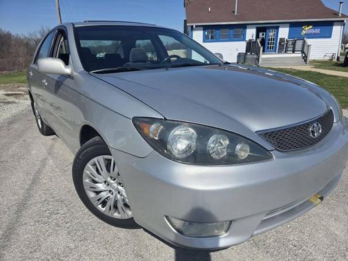 2005 Toyota Camry SE