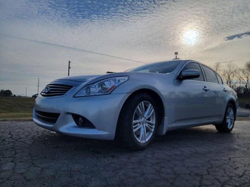 2012 INFINITI G25x Base