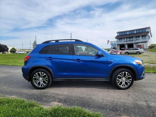 Blue 2019 Mitsubishi Outlander Sport 2.0 ES