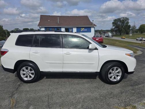 2013 Toyota Highlander SE