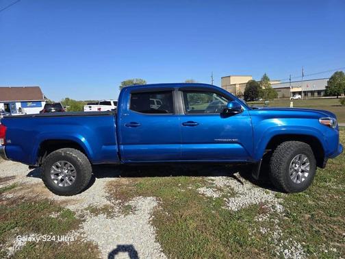 2017 Toyota Tacoma TRD Sport