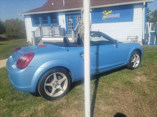 2003 Toyota MR2 Base 2dr Convertible