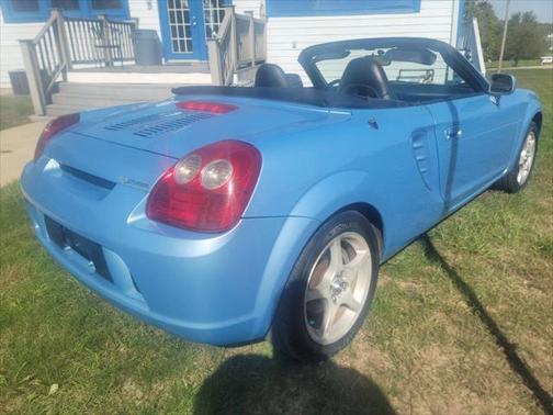 2003 Toyota MR2 Base 2dr Convertible