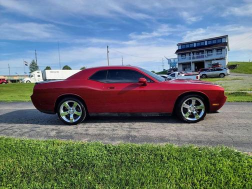 Red 2010 Dodge Challenger R/T