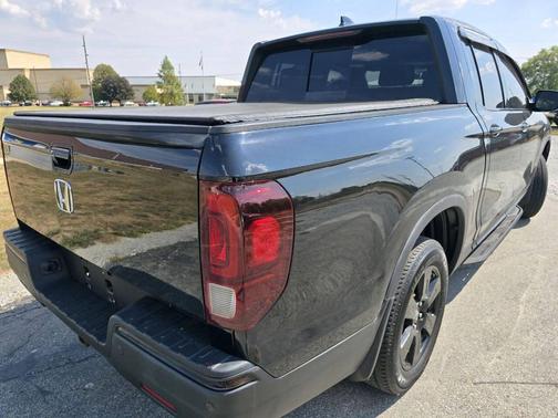 2017 Honda Ridgeline Black
