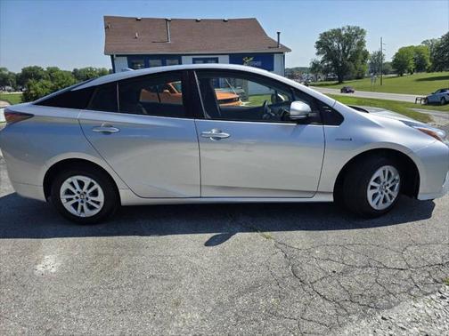 2017 Toyota Prius Two