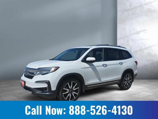 Platinum White Pearl 2021 Honda Pilot Touring 8-Passenger