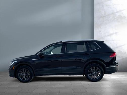 2024 Volkswagen Tiguan 2.0T SE 4MOTION