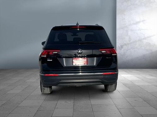 2024 Volkswagen Tiguan 2.0T SE 4MOTION