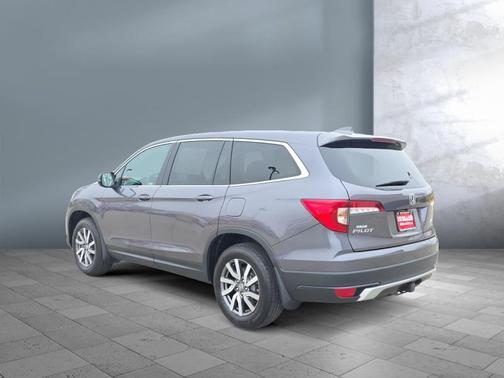 Gray 2021 Honda Pilot AWD EX-L