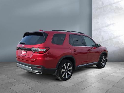 2023 Honda Pilot AWD Elite