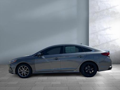 2018 Hyundai SONATA Limited 2.0T