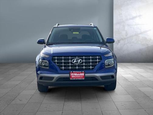2022 Hyundai VENUE SEL