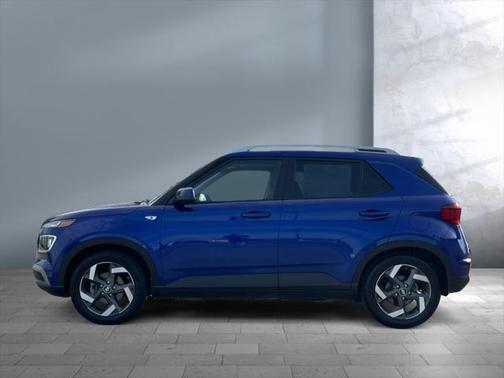 2022 Hyundai VENUE SEL
