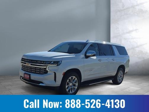 Iridescent Pearl Tricoat 2023 Chevrolet Suburban Premier